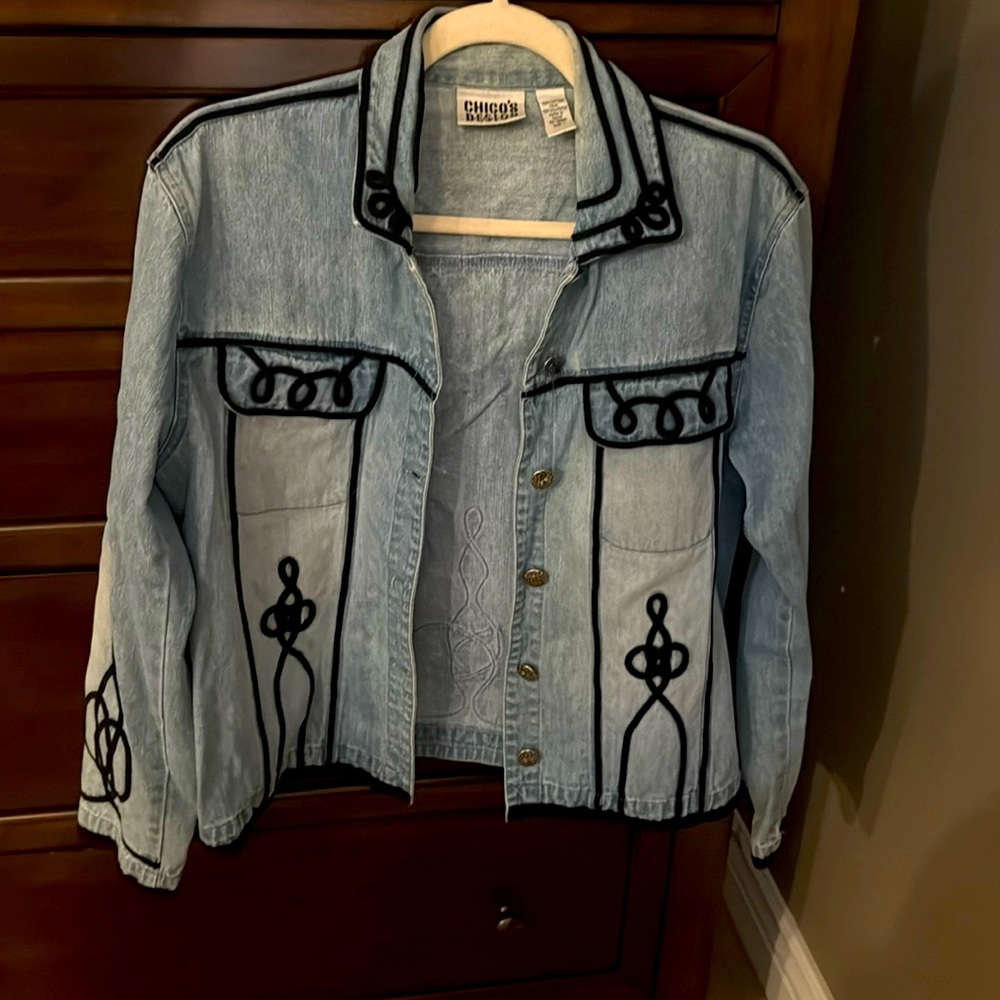 Beautiful Chicos jacket
